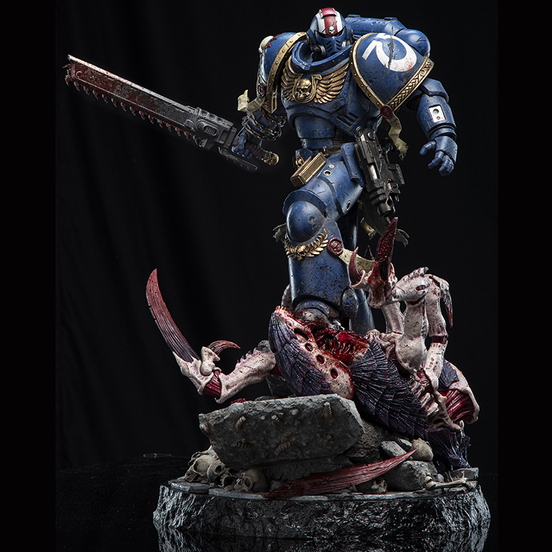 Polyresin Armor Figurine Premium Statue - Collectible Display